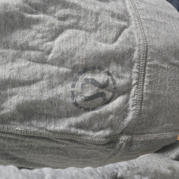 Lululemon Reversible Gray Striped Women's Hoodie - Picture 7 of 7